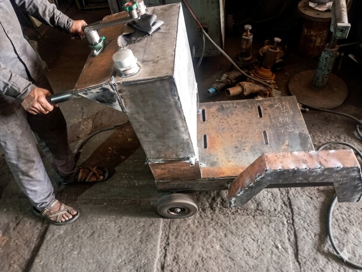 Making of groove cutting